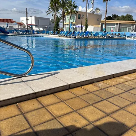 Sport Complex Pool La Marina Apartment